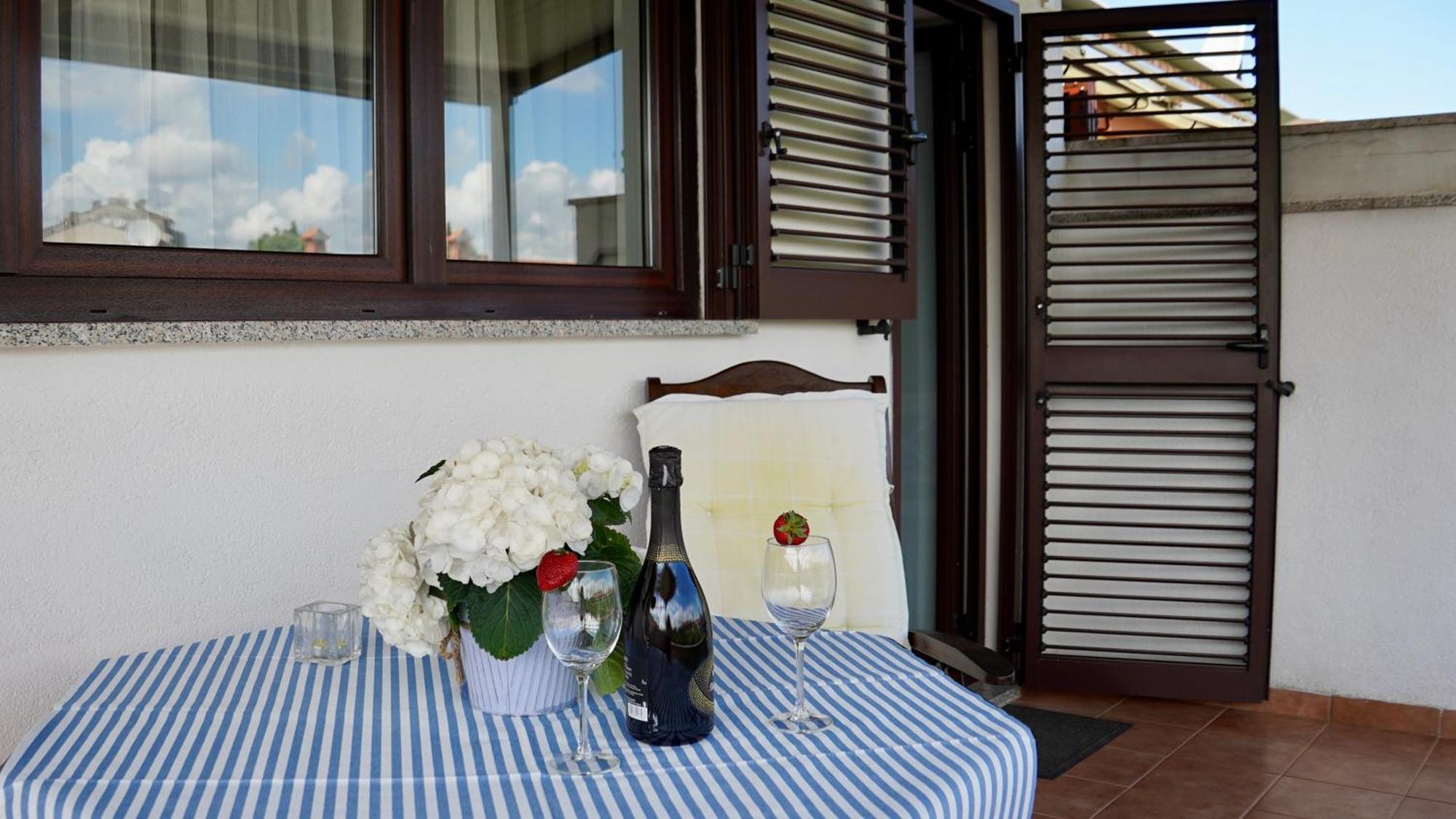 Apartments Ivo Rovinj Croatia Exterior photo